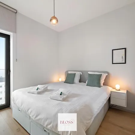 Amaranta By Bloss * Ostend